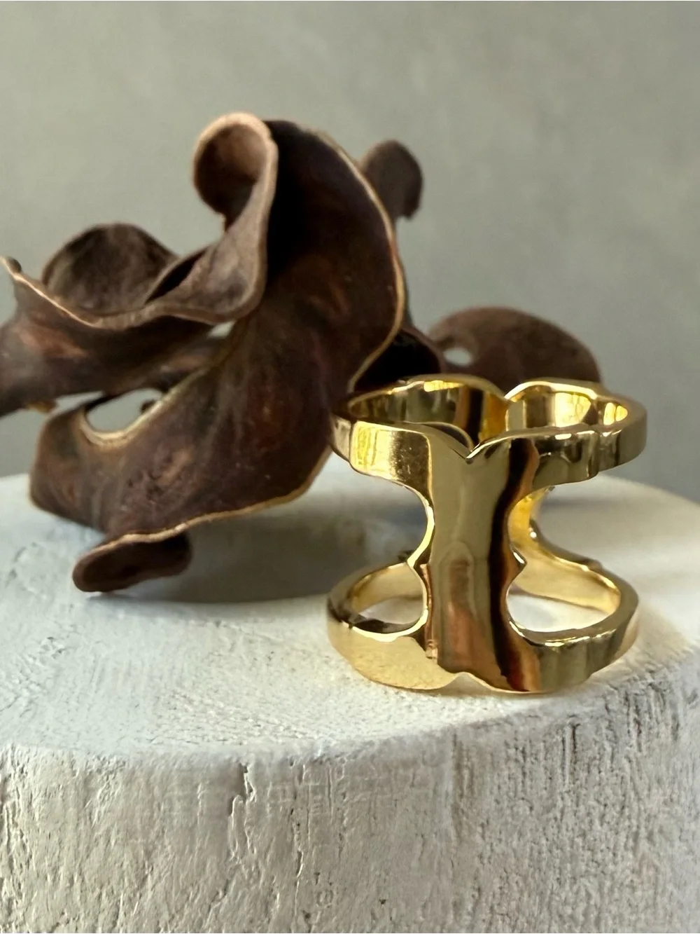 Tory Burch Gold Sculptural Statement Ring - Women Accessories